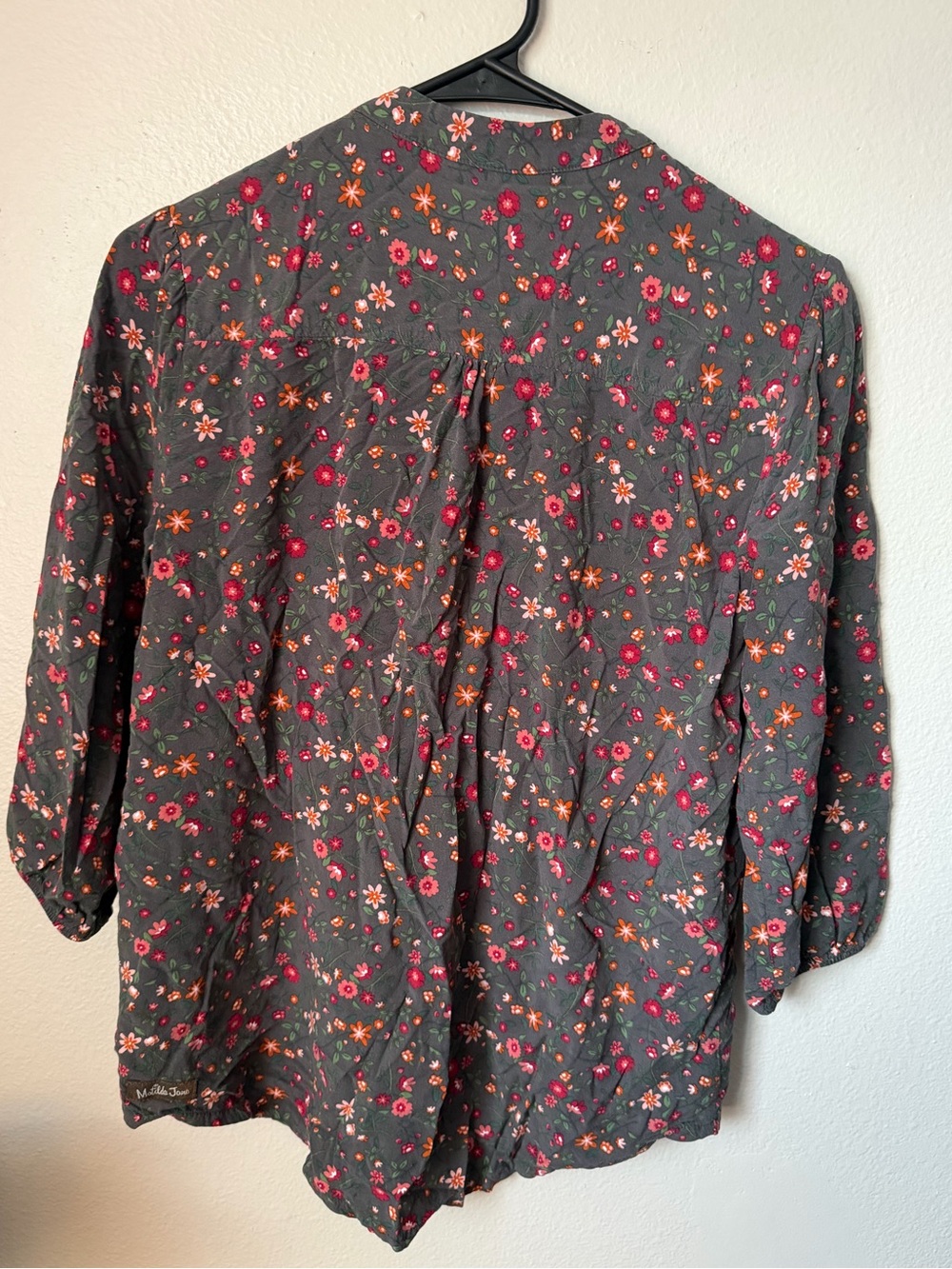 Matilda Jane Women's Afternoon Stroll Floral Pintuck Button-Front Top XS Peasant - Picture 5 of 5